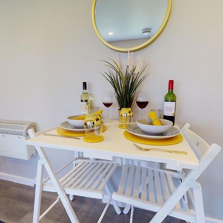 Cosy 1 Bed Garden Lodge Close To Nottingham City Centre - Free Parking & Wifi Eksteriør bilde
