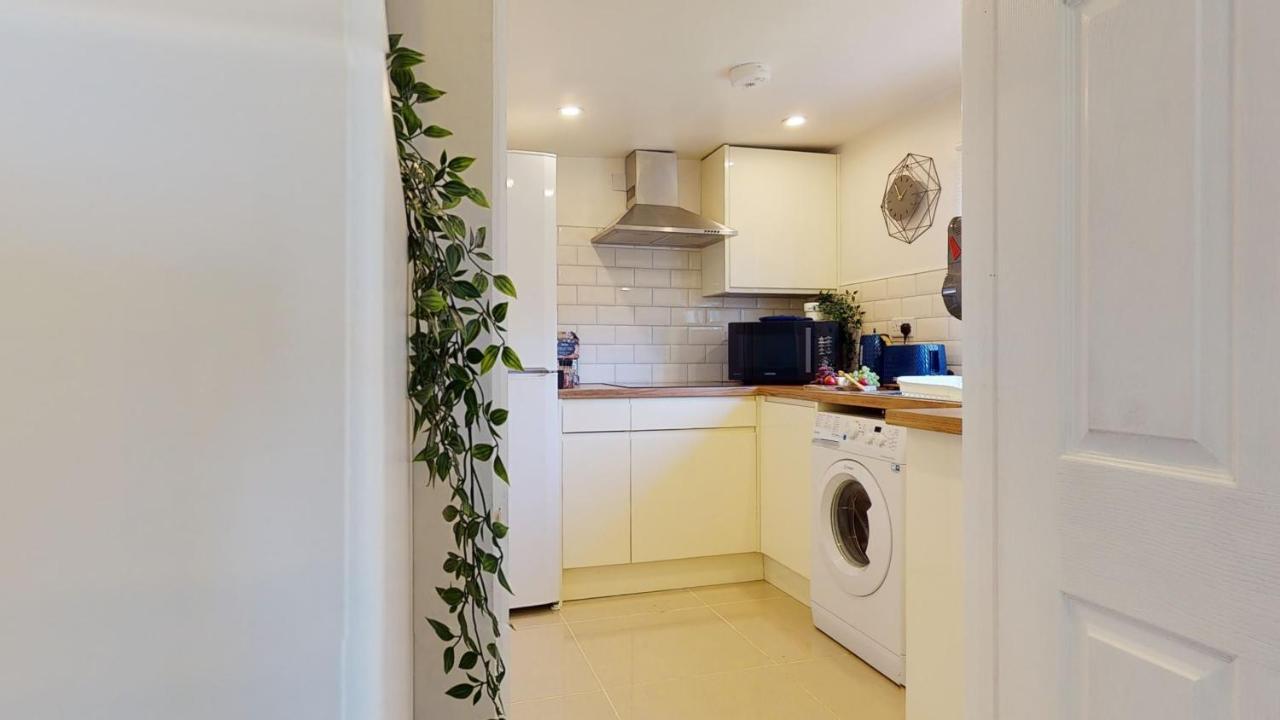 Cosy 1 Bed Garden Lodge Close To Nottingham City Centre - Free Parking & Wifi Eksteriør bilde